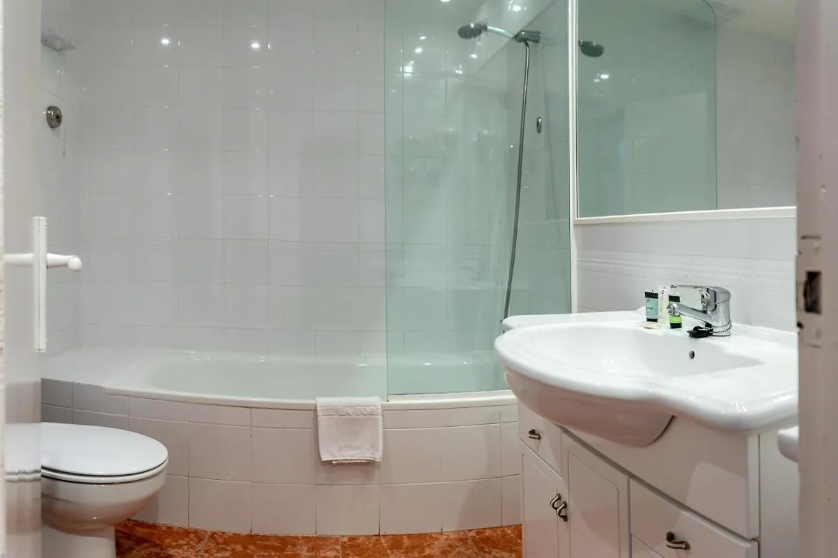 Hotel La Torre Calella De Palafrugell 0*,